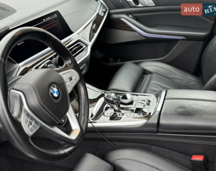 Чорний БМВ X7, об'ємом двигуна 2.99 л та пробігом 160 тис. км за 67000 $, фото 16 на Automoto.ua
