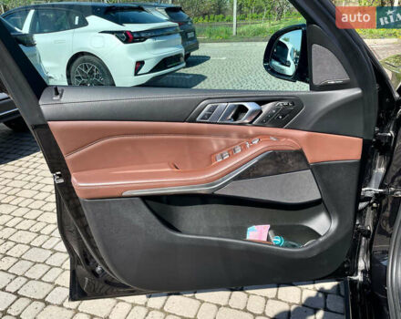 Черный БМВ X7, объемом двигателя 2.99 л и пробегом 105 тыс. км за 81100 $, фото 21 на Automoto.ua