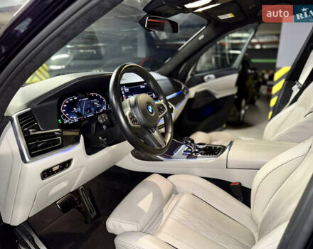 Черный БМВ X7, объемом двигателя 3 л и пробегом 74 тыс. км за 83700 $, фото 17 на Automoto.ua