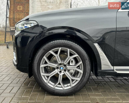 Чорний БМВ X7, об'ємом двигуна 2.99 л та пробігом 160 тис. км за 67000 $, фото 18 на Automoto.ua