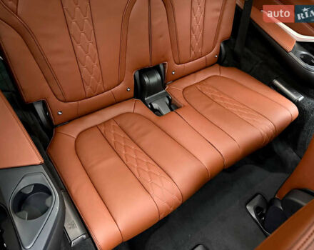 Чорний БМВ X7, об'ємом двигуна 4.39 л та пробігом 102 тис. км за 78777 $, фото 85 на Automoto.ua