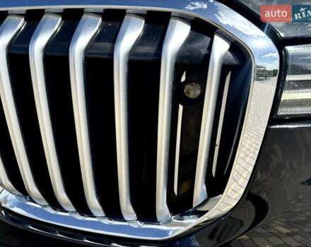 Черный БМВ X7, объемом двигателя 3 л и пробегом 195 тыс. км за 50500 $, фото 8 на Automoto.ua