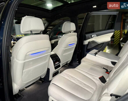 Черный БМВ X7, объемом двигателя 3 л и пробегом 74 тыс. км за 83700 $, фото 29 на Automoto.ua