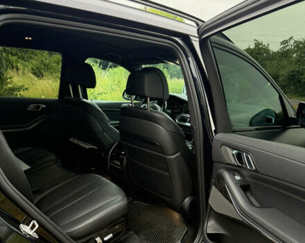 Черный БМВ X7, объемом двигателя 2.99 л и пробегом 105 тыс. км за 78000 $, фото 4 на Automoto.ua