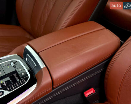 Черный БМВ X7, объемом двигателя 4.39 л и пробегом 102 тыс. км за 78500 $, фото 110 на Automoto.ua