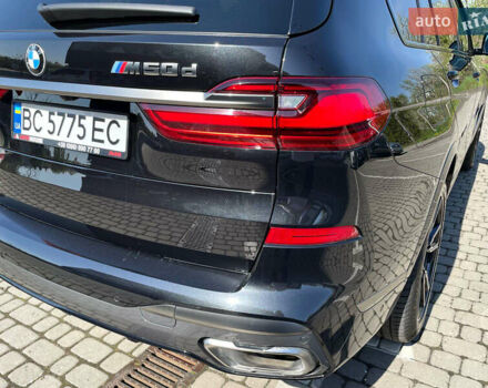 Черный БМВ X7, объемом двигателя 2.99 л и пробегом 105 тыс. км за 81100 $, фото 12 на Automoto.ua