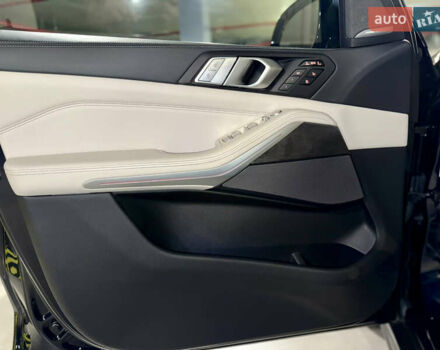 Черный БМВ X7, объемом двигателя 3 л и пробегом 74 тыс. км за 83700 $, фото 27 на Automoto.ua