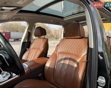 Черный БМВ X7, объемом двигателя 3 л и пробегом 43 тыс. км за 72900 $, фото 18 на Automoto.ua