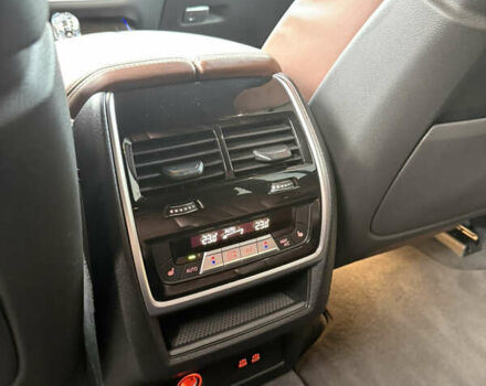 Черный БМВ X7, объемом двигателя 4.39 л и пробегом 107 тыс. км за 70600 $, фото 20 на Automoto.ua