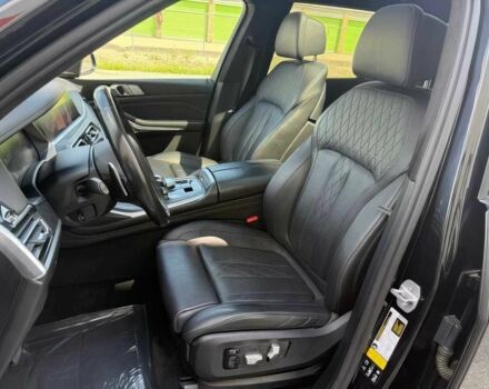 Чорний БМВ X7, об'ємом двигуна 4.4 л та пробігом 42 тис. км за 49800 $, фото 7 на Automoto.ua