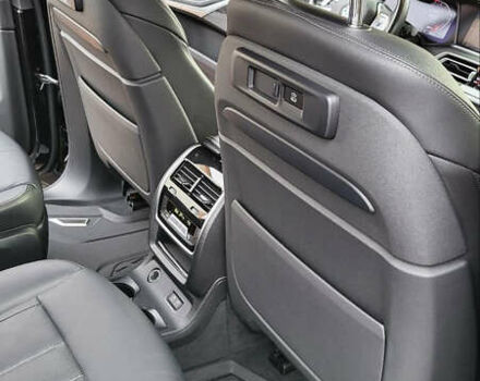 Черный БМВ X7, объемом двигателя 3 л и пробегом 100 тыс. км за 65000 $, фото 13 на Automoto.ua