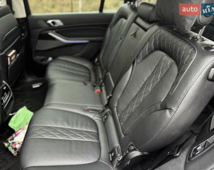 Чорний БМВ X7, об'ємом двигуна 2.99 л та пробігом 160 тис. км за 67000 $, фото 20 на Automoto.ua