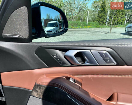 Черный БМВ X7, объемом двигателя 2.99 л и пробегом 105 тыс. км за 81100 $, фото 54 на Automoto.ua