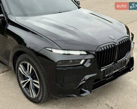Черный БМВ X7, объемом двигателя 4.39 л и пробегом 102 тыс. км за 78500 $, фото 18 на Automoto.ua