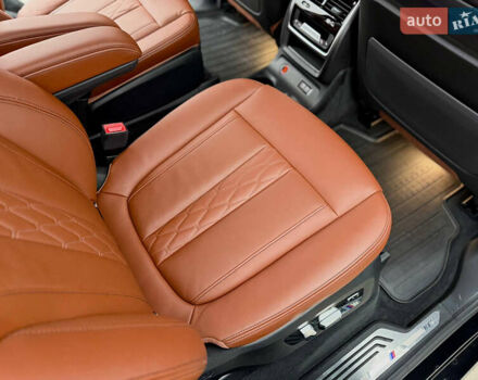 Чорний БМВ X7, об'ємом двигуна 4.39 л та пробігом 102 тис. км за 78777 $, фото 81 на Automoto.ua