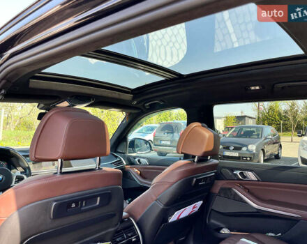 Черный БМВ X7, объемом двигателя 2.99 л и пробегом 105 тыс. км за 81100 $, фото 29 на Automoto.ua