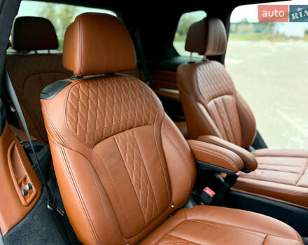 Черный БМВ X7, объемом двигателя 4.39 л и пробегом 102 тыс. км за 78500 $, фото 80 на Automoto.ua