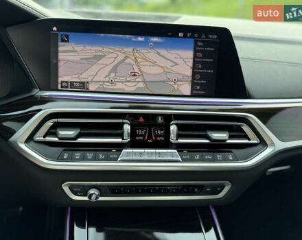 Черный БМВ X7, объемом двигателя 2.99 л и пробегом 107 тыс. км за 75000 $, фото 66 на Automoto.ua