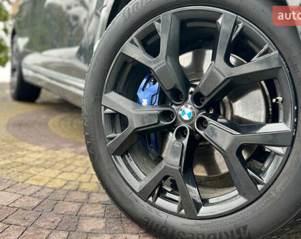 Черный БМВ X7, объемом двигателя 3 л и пробегом 137 тыс. км за 63999 $, фото 28 на Automoto.ua