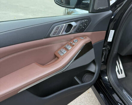 Черный БМВ X7, объемом двигателя 4.39 л и пробегом 107 тыс. км за 70600 $, фото 23 на Automoto.ua