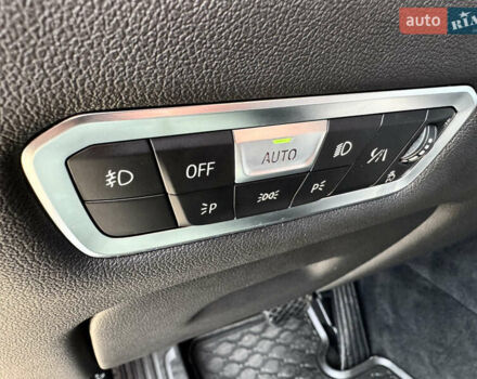 Черный БМВ X7, объемом двигателя 3 л и пробегом 195 тыс. км за 50500 $, фото 12 на Automoto.ua