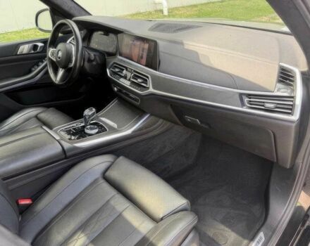 Чорний БМВ X7, об'ємом двигуна 4.4 л та пробігом 30 тис. км за 45000 $, фото 6 на Automoto.ua