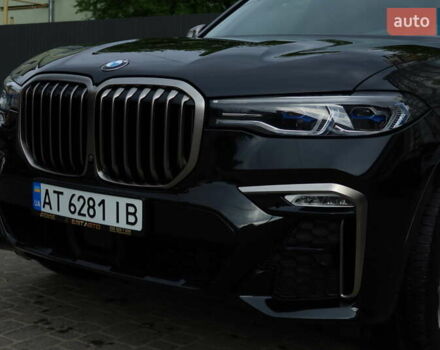 Черный БМВ X7, объемом двигателя 4.39 л и пробегом 77 тыс. км за 85000 $, фото 5 на Automoto.ua