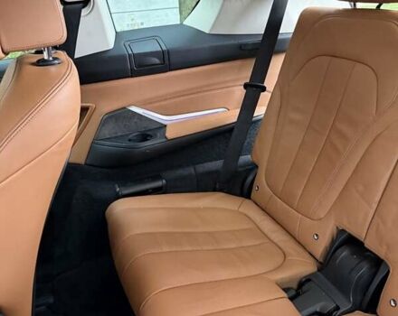 Чорний БМВ X7, об'ємом двигуна 3 л та пробігом 147 тис. км за 54900 $, фото 41 на Automoto.ua