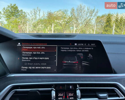 Черный БМВ X7, объемом двигателя 2.99 л и пробегом 105 тыс. км за 81100 $, фото 43 на Automoto.ua