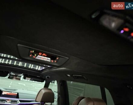 Чорний БМВ X7, об'ємом двигуна 4.4 л та пробігом 182 тис. км за 73222 $, фото 33 на Automoto.ua