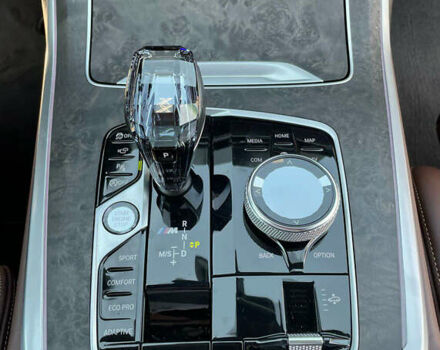 Черный БМВ X7, объемом двигателя 2.99 л и пробегом 105 тыс. км за 81100 $, фото 50 на Automoto.ua