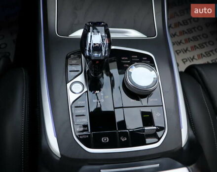 Черный БМВ X7, объемом двигателя 3 л и пробегом 164 тыс. км за 74900 $, фото 32 на Automoto.ua