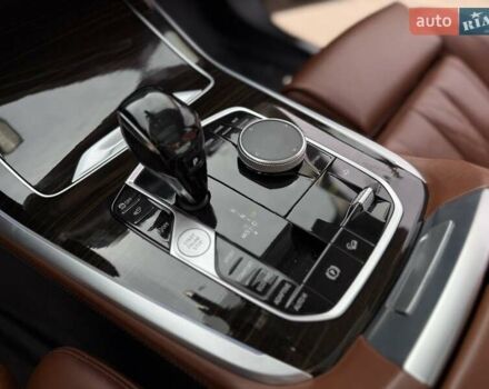 Черный БМВ X7, объемом двигателя 3 л и пробегом 43 тыс. км за 72900 $, фото 26 на Automoto.ua