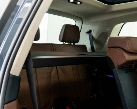 Черный БМВ X7, объемом двигателя 3 л и пробегом 32 тыс. км за 60000 $, фото 18 на Automoto.ua