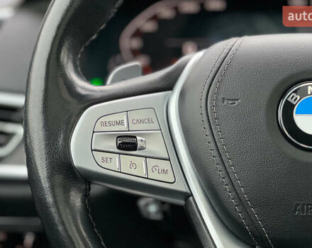 Черный БМВ X7, объемом двигателя 3 л и пробегом 137 тыс. км за 63999 $, фото 10 на Automoto.ua