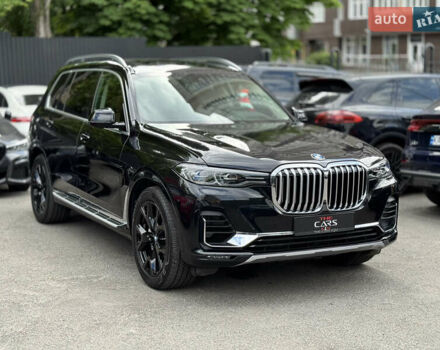Черный БМВ X7, объемом двигателя 3 л и пробегом 29 тыс. км за 65000 $, фото 2 на Automoto.ua