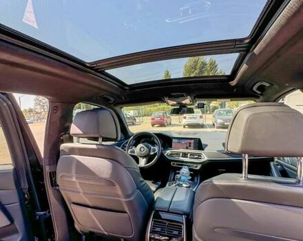 Черный БМВ X7, объемом двигателя 2.99 л и пробегом 63 тыс. км за 87000 $, фото 19 на Automoto.ua