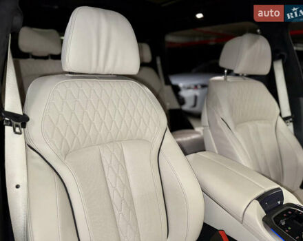 Черный БМВ X7, объемом двигателя 3 л и пробегом 74 тыс. км за 83700 $, фото 40 на Automoto.ua