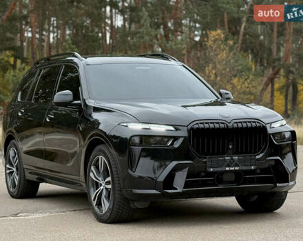 Черный БМВ X7, объемом двигателя 4.39 л и пробегом 102 тыс. км за 78500 $, фото 33 на Automoto.ua