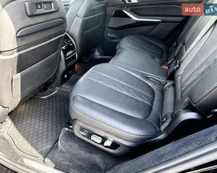 Черный БМВ X7, объемом двигателя 3 л и пробегом 195 тыс. км за 53300 $, фото 36 на Automoto.ua