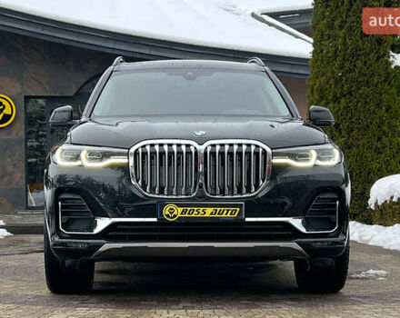 Черный БМВ X7, объемом двигателя 3 л и пробегом 137 тыс. км за 63999 $, фото 1 на Automoto.ua