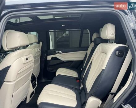 Черный БМВ X7, объемом двигателя 3 л и пробегом 160 тыс. км за 59900 $, фото 31 на Automoto.ua