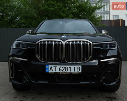 Черный БМВ X7, объемом двигателя 4.39 л и пробегом 77 тыс. км за 85000 $, фото 2 на Automoto.ua