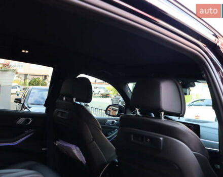 Черный БМВ X7, объемом двигателя 3 л и пробегом 164 тыс. км за 74900 $, фото 49 на Automoto.ua