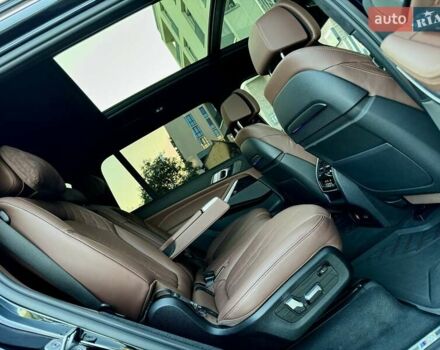 Черный БМВ X7, объемом двигателя 2.99 л и пробегом 87 тыс. км за 88500 $, фото 31 на Automoto.ua