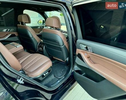 Черный БМВ X7, объемом двигателя 2.99 л и пробегом 87 тыс. км за 88500 $, фото 29 на Automoto.ua