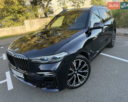 Черный БМВ X7, объемом двигателя 4.39 л и пробегом 29 тыс. км за 81500 $, фото 3 на Automoto.ua