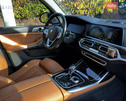 Черный БМВ X7, объемом двигателя 3 л и пробегом 106 тыс. км за 64000 $, фото 12 на Automoto.ua