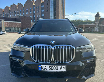 Черный БМВ X7, объемом двигателя 2.99 л и пробегом 71 тыс. км за 79900 $, фото 1 на Automoto.ua