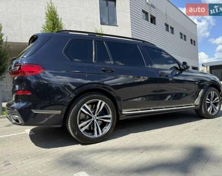 Черный БМВ X7, объемом двигателя 4.39 л и пробегом 180 тыс. км за 71000 $, фото 19 на Automoto.ua
